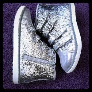 Girls Silver Glitter Boots